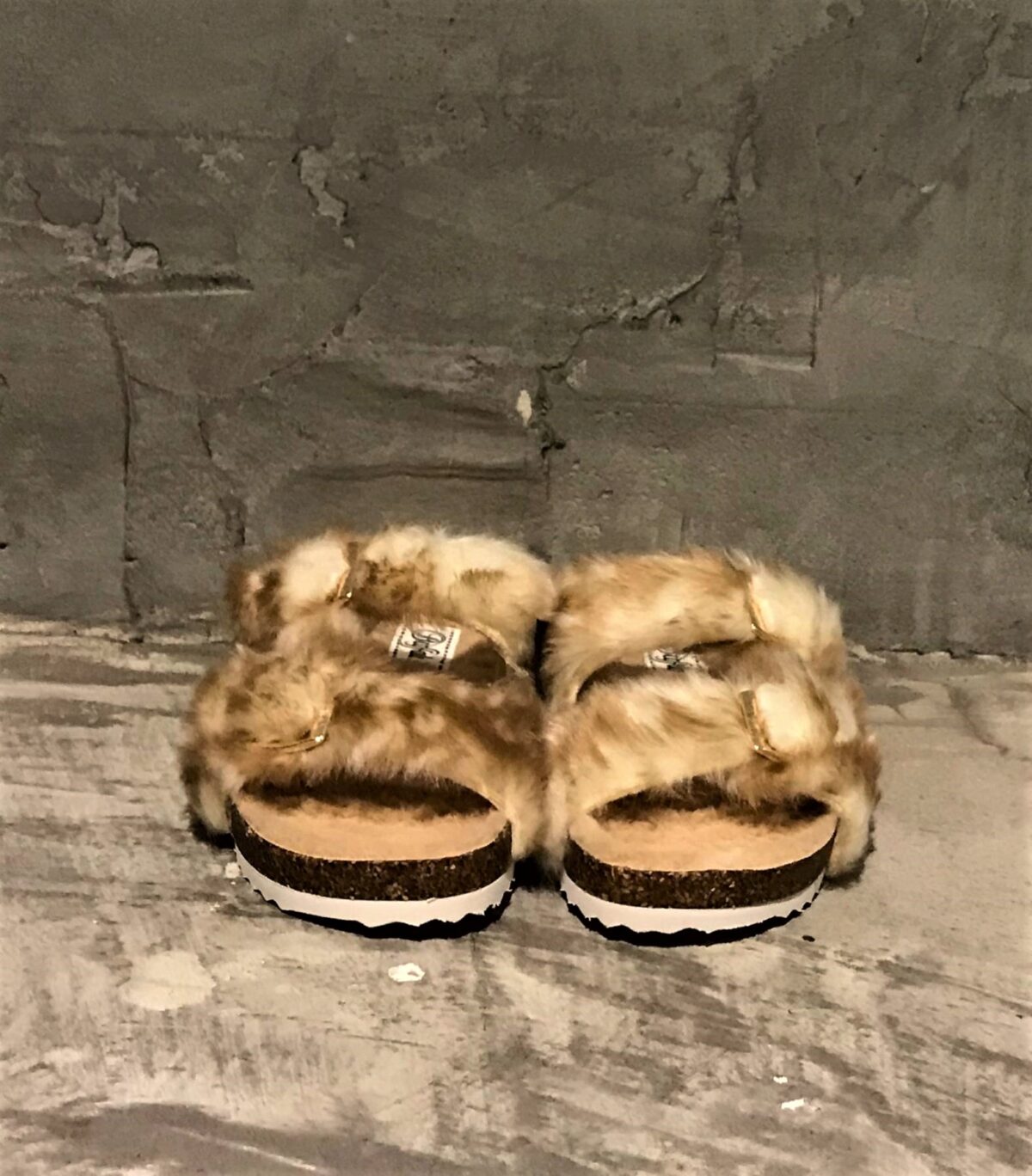 buffalo_slippers_vegan_shoes_beige