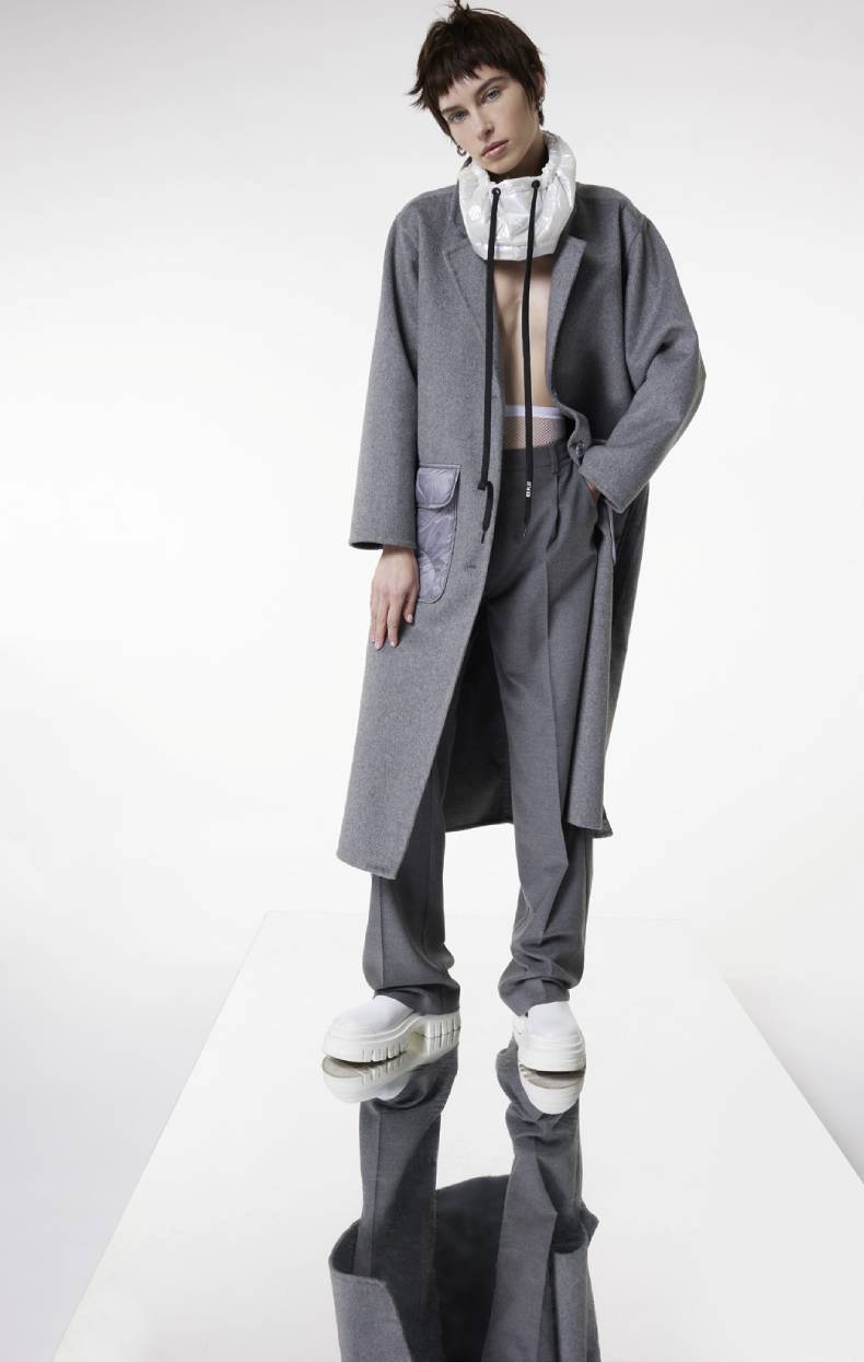 iceplay_wool_coat_fw2324_white_isotherm_outdoor_jacket