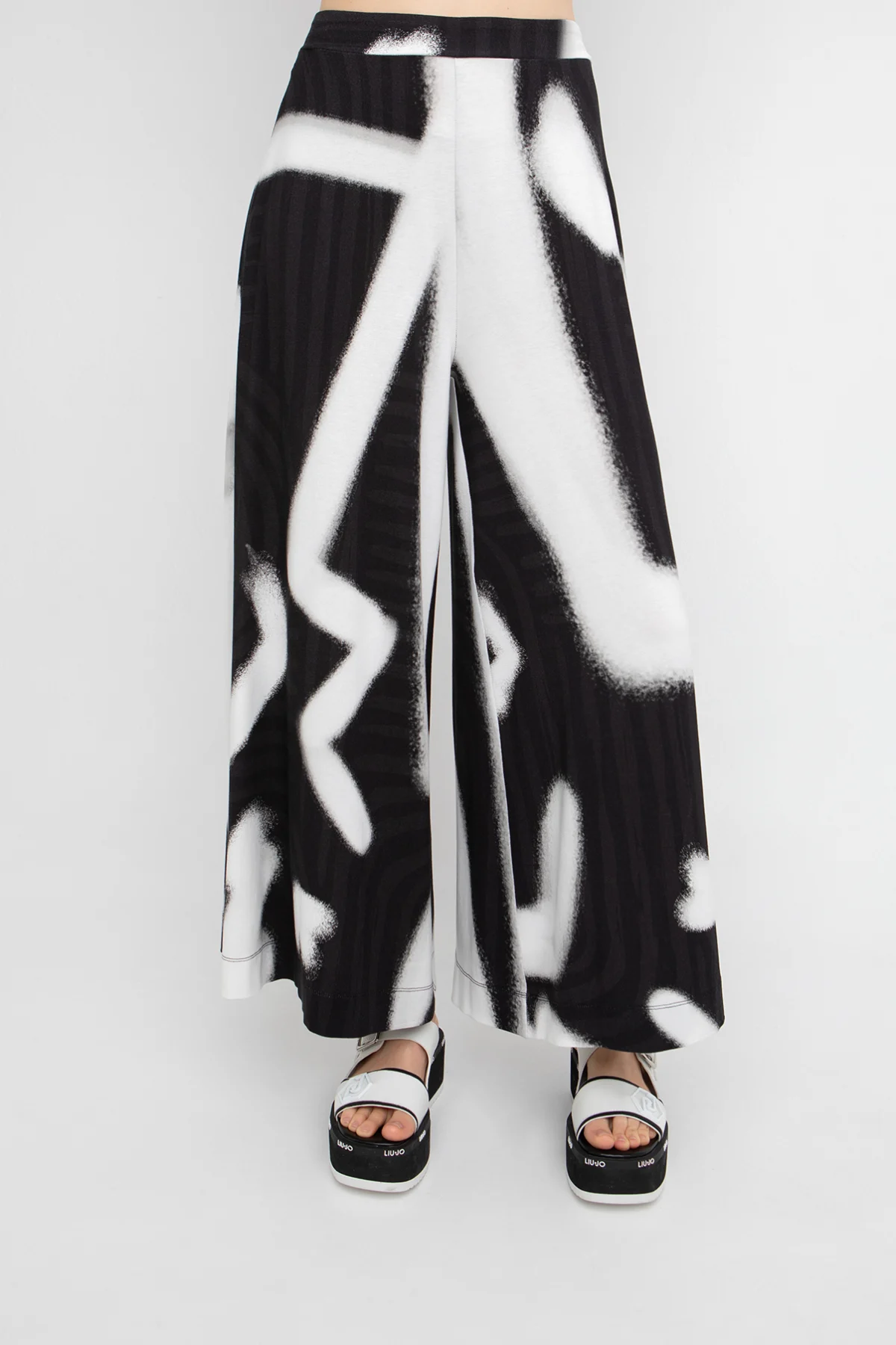 Ozai N Ku Wide Leg Pants