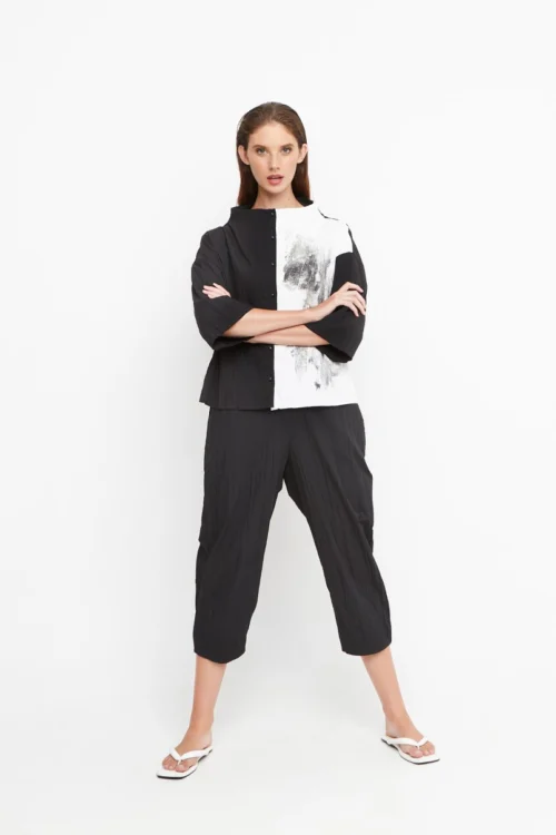 Ozai N Ku 7/8 Crinkled Pants