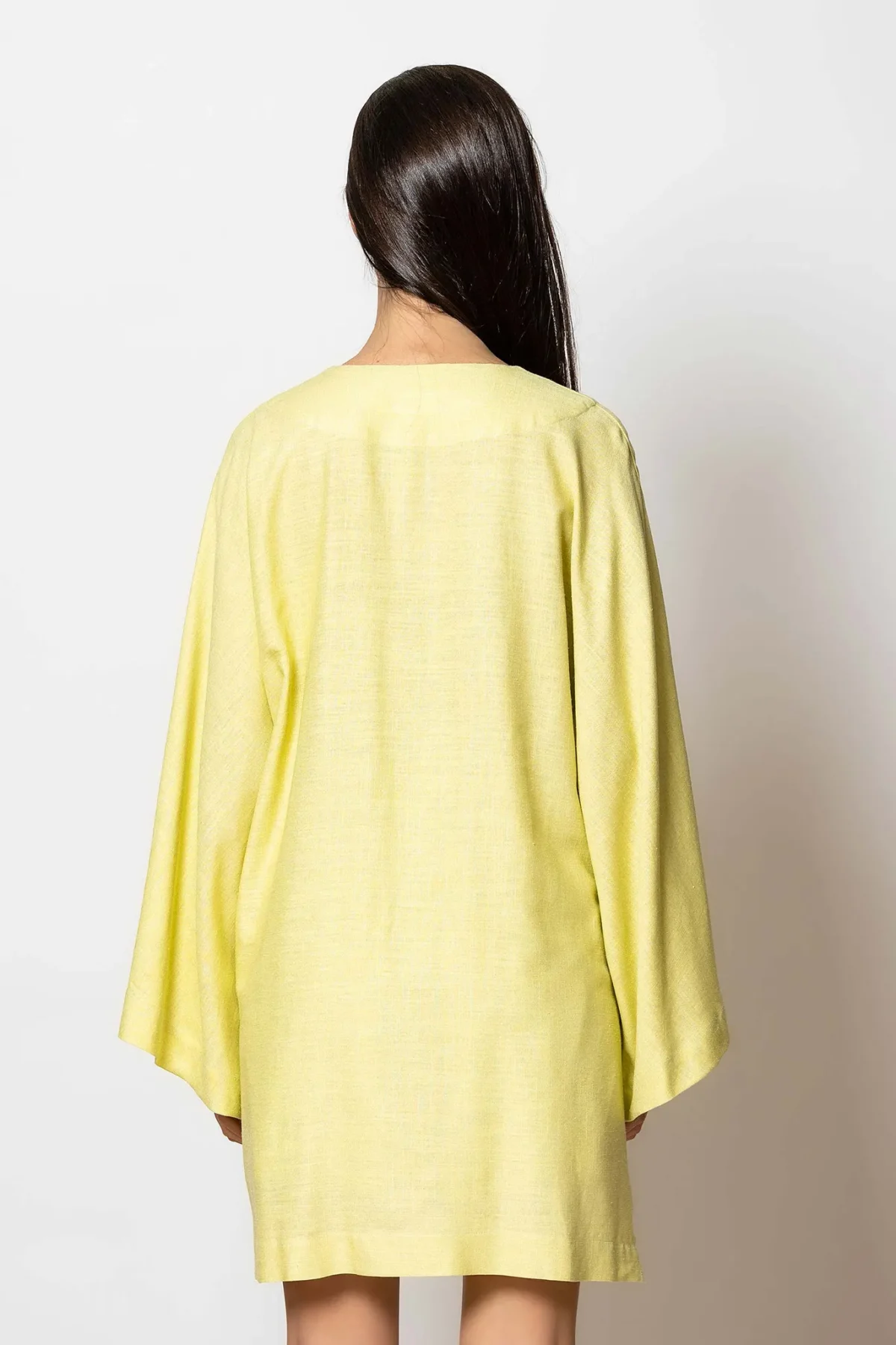 Less Sonder Feeling Loose Linen Shirt