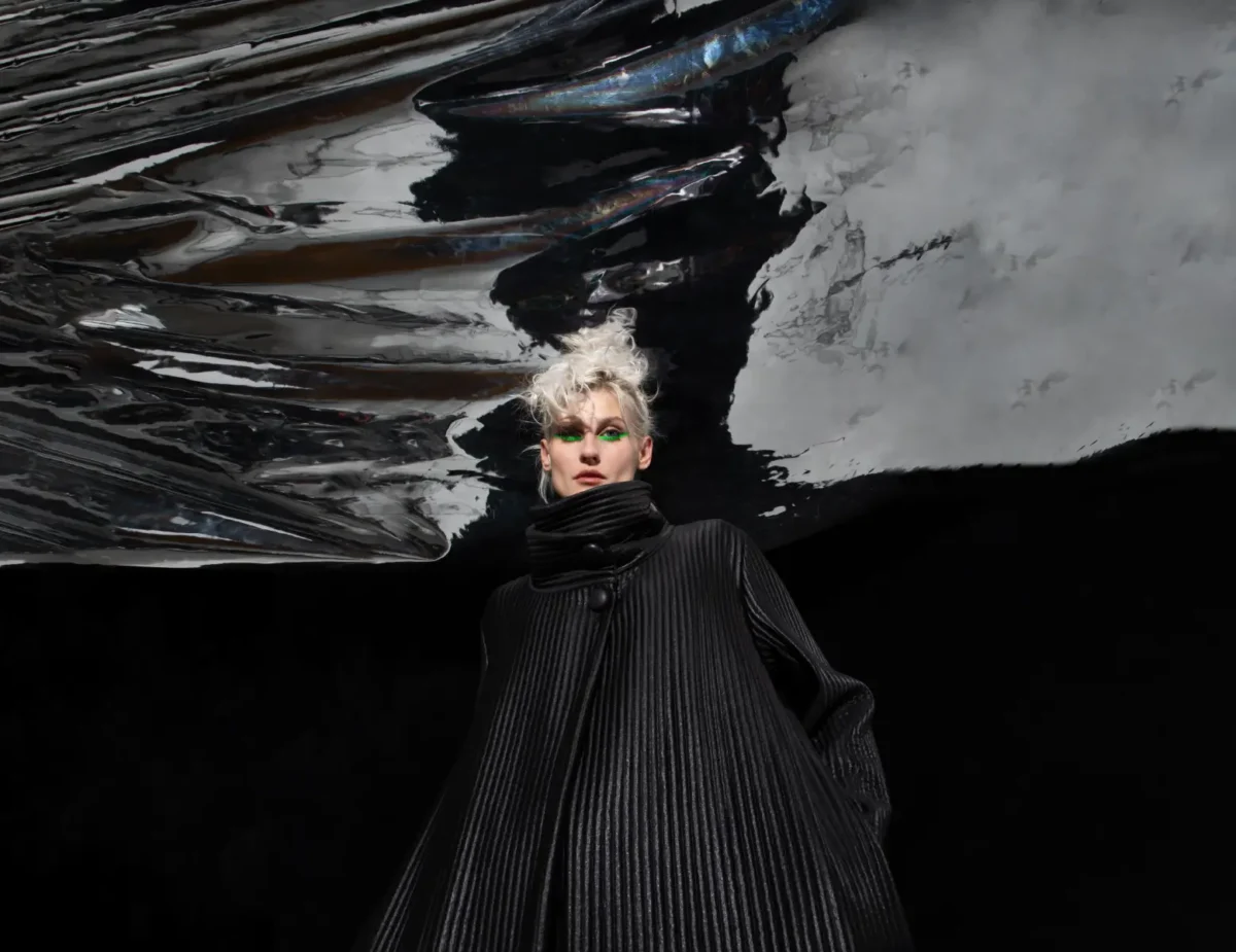 Ozai N Ku Pleated Overcoat