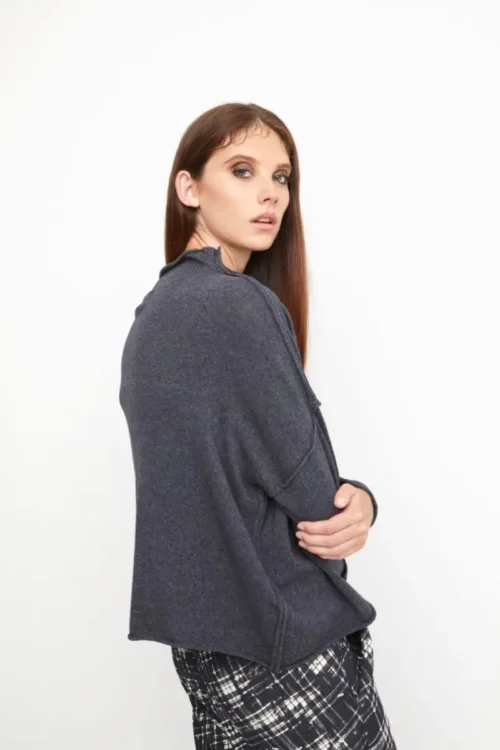 Ozai N Ku Loose Cardigan
