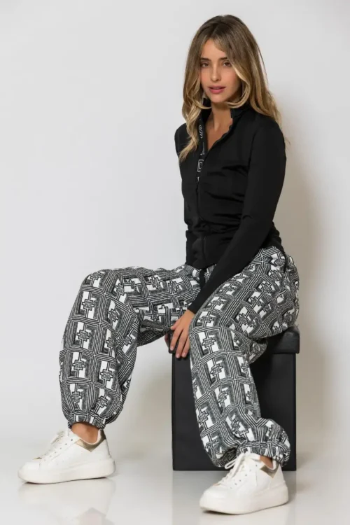 Less Sonder Feeling Printed Quilted Pants