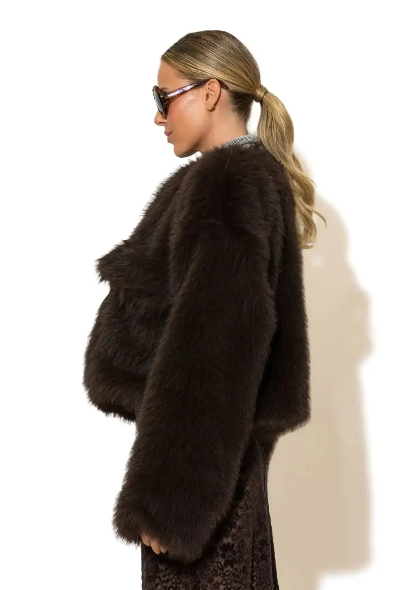 C-throu Short Faux Fur