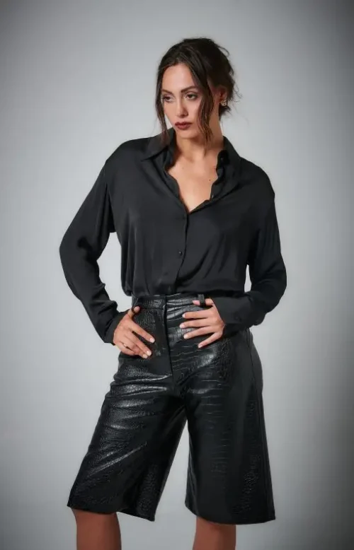 Effie K. Camellia Bermuda