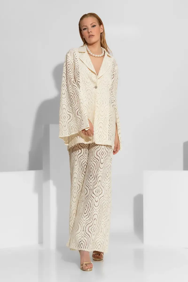 C-throu Oversized Knitted Blazer