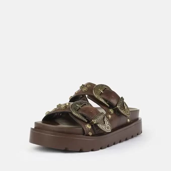 Buffalo Raya Ari West