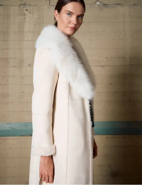 Biston Beaver And Fur Long Coat