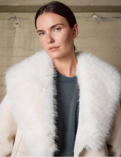 Biston Beaver And Fur Long Coat
