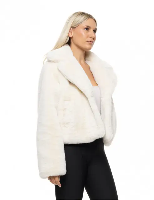 Splendid Short Fur Coat